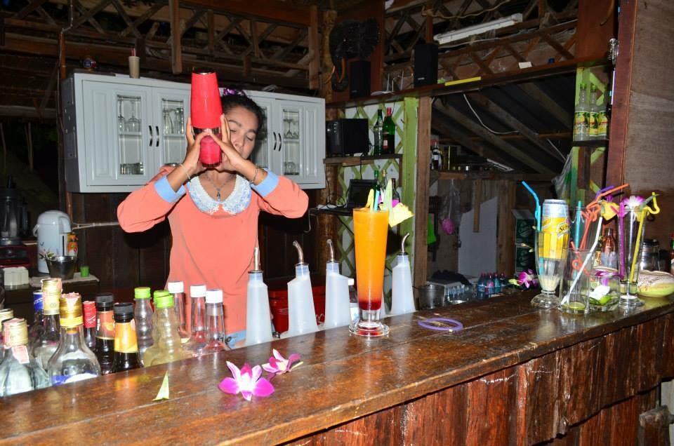 Koh Ngai Camping Restaurant @ Bar Exterior foto